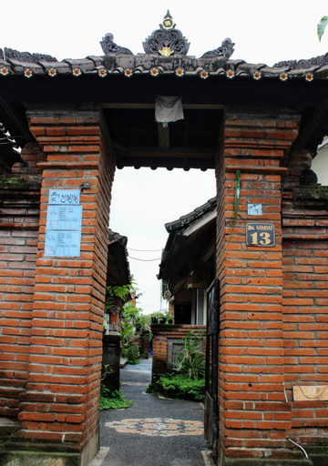 Exterior 6