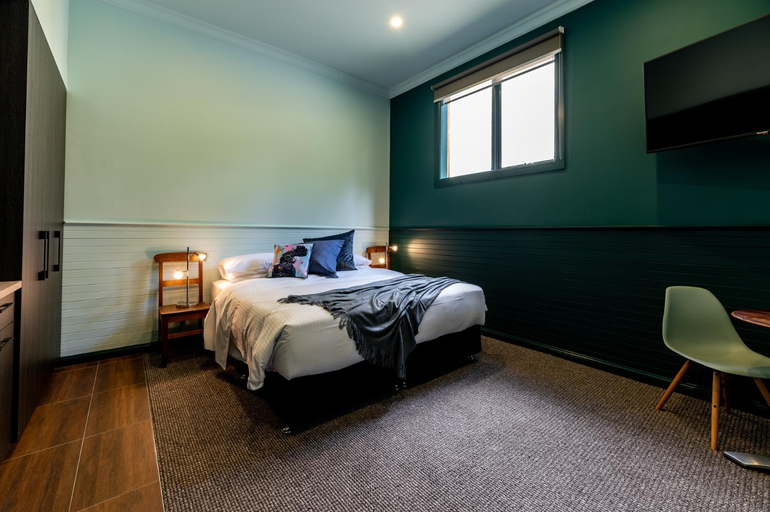 Others 5, Tuck Inn Yarra Valley, Yarra Ranges - North