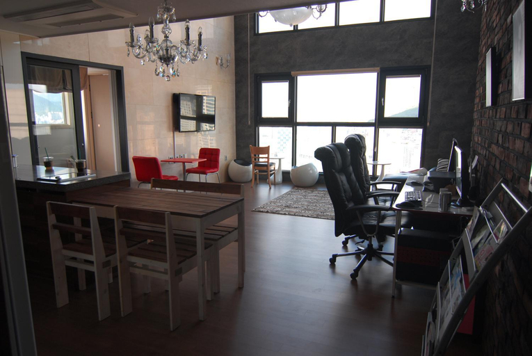 Others 3, Dynamic Guesthouse, Busanjin