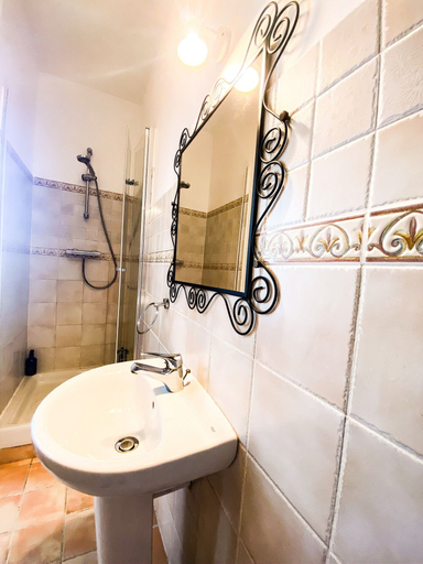 Bathroom 5, Entre MIDI - Maison d'Hôtes - B&B, Hérault