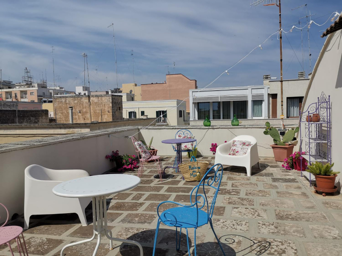 Others 4, Indelli holiday rooms, Bari