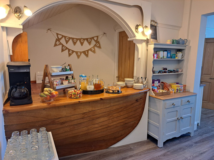 Food & Drinks 4, Harbourlight Guest House, Pembrokeshire
