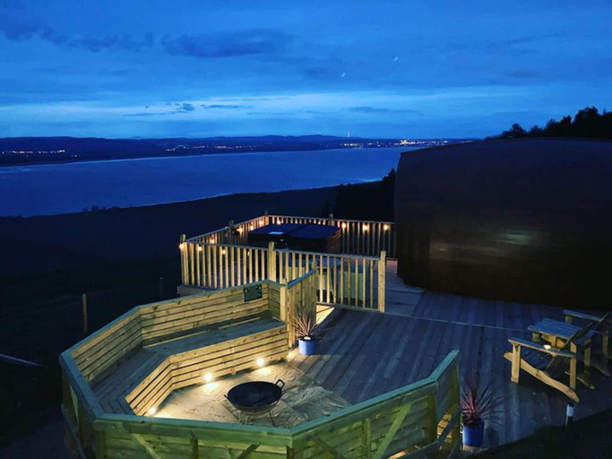 Property grounds 2, Seaview Cabin Sleeps 2 -hot Tub - Parking, Fife