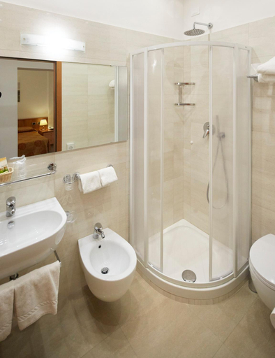 Bathroom 3