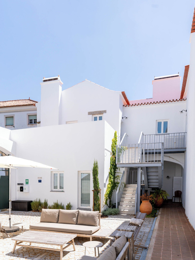 Exterior & Views 2, Limehome Evora Largo dos Penedos, Évora