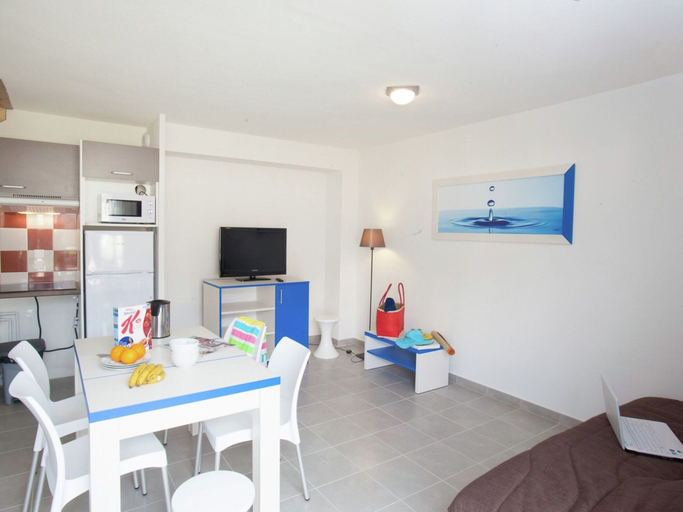 Dining 5, Neat Apartment Between Deauville and Cabourg, Calvados