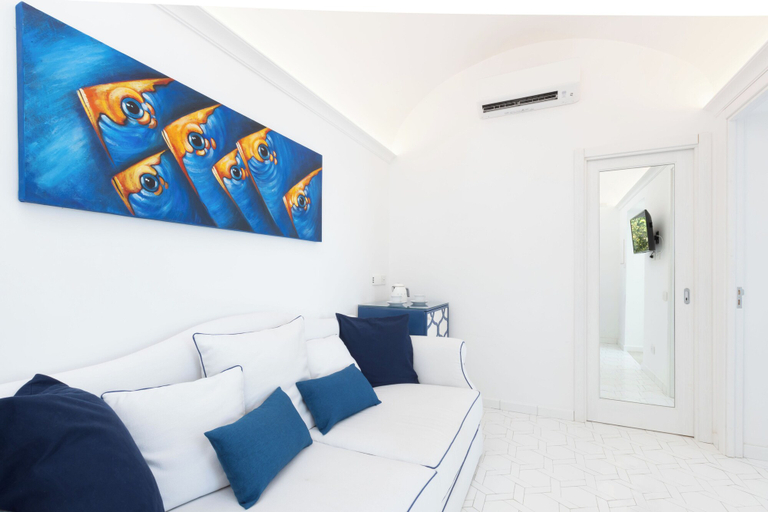 Bedroom 4, Villa Nannina, Salerno