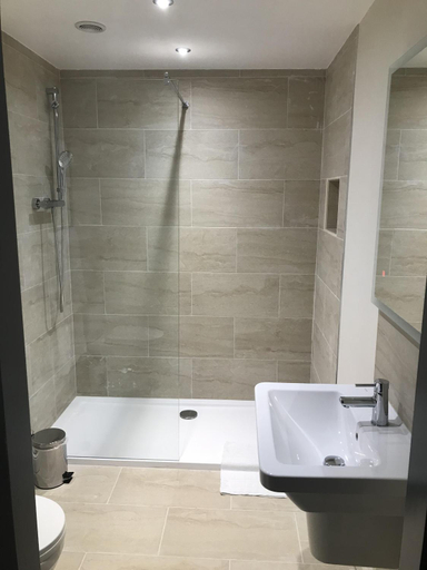 Bathroom 3, The Crown - Hutton le Hole, North Yorkshire
