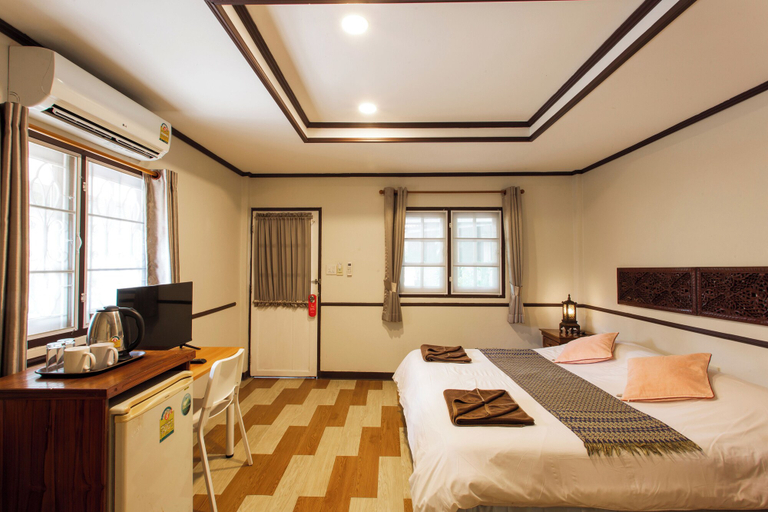 Bedroom 3, Harry's bungalow & Restaurant, Ko Samui