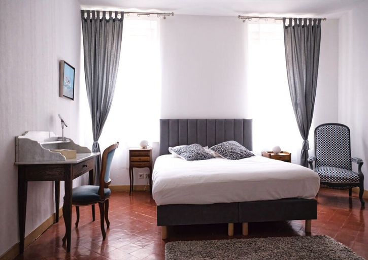 Bedroom 4, Entre MIDI - Maison d'Hôtes - B&B, Hérault