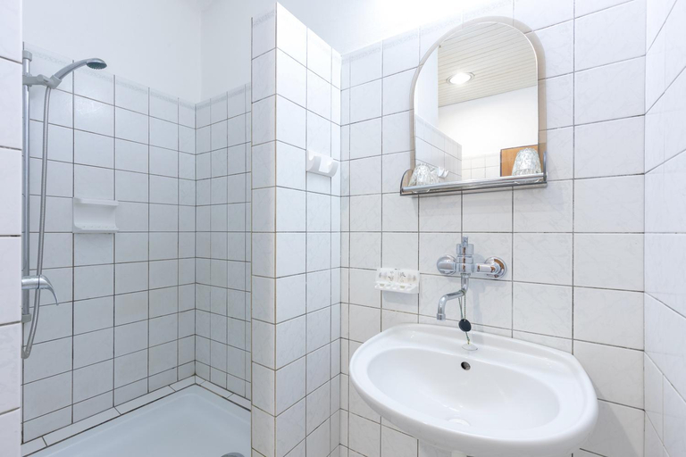 Bathroom 3, Hotel Slovan Plzen, Plzeň