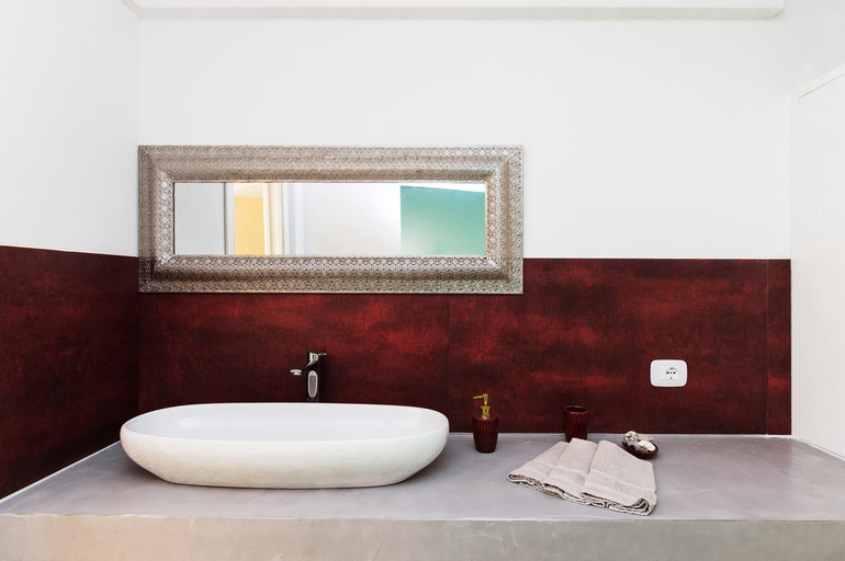 Bathroom 17