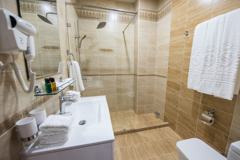 Bathroom 5, Simma Hotel spa and waterpark, Tashkent City