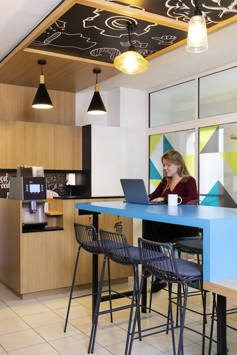 Food & Drinks 5, Aparthotel Adagio Access Paris Vanves Porte de Versailles, Hauts-de-Seine
