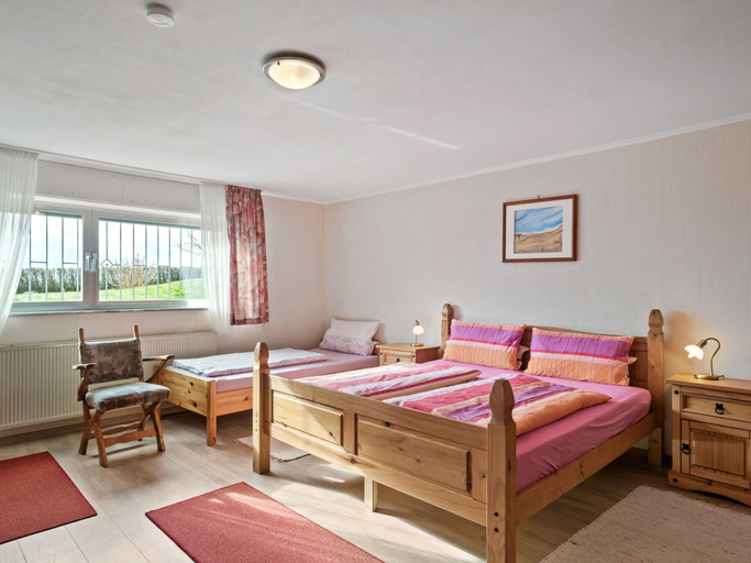 Bedroom 2, Cosy Apartment in Neustrassburg, Eifelkreis Bitburg-Prüm