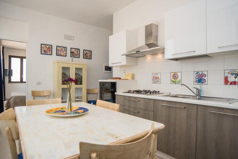 Kitchen 3, B&B Villa Ziella, Syracuse