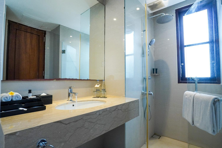 Bathroom 20