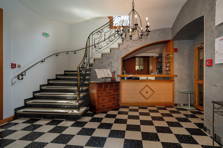 Others 5, Hotel A la Vignette - COLMAR-NORD, Haut-Rhin