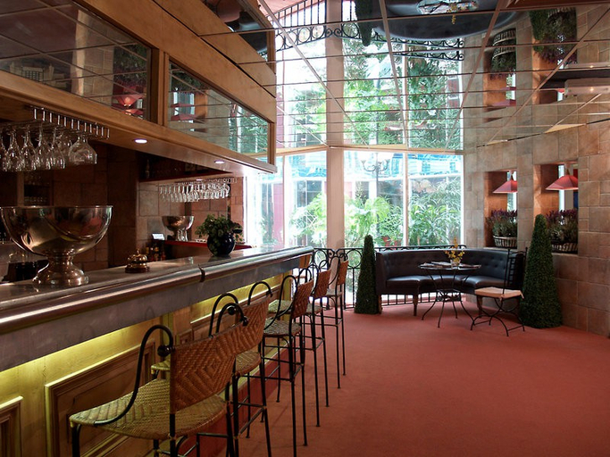 Food & Drinks 5, Golden Tulip Sophia Antipolis - Hotel & Spa, Alpes-Maritimes