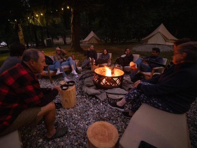 Food & Drinks 3, The Camp - Lake Hawea, Queenstown-Lakes