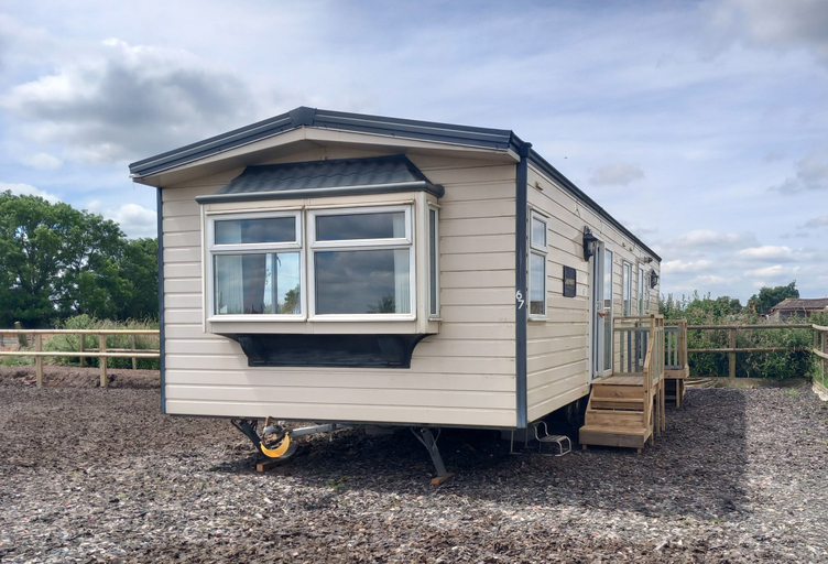 Others 4, 2 Bed Cambridge Lodge, Shropshire