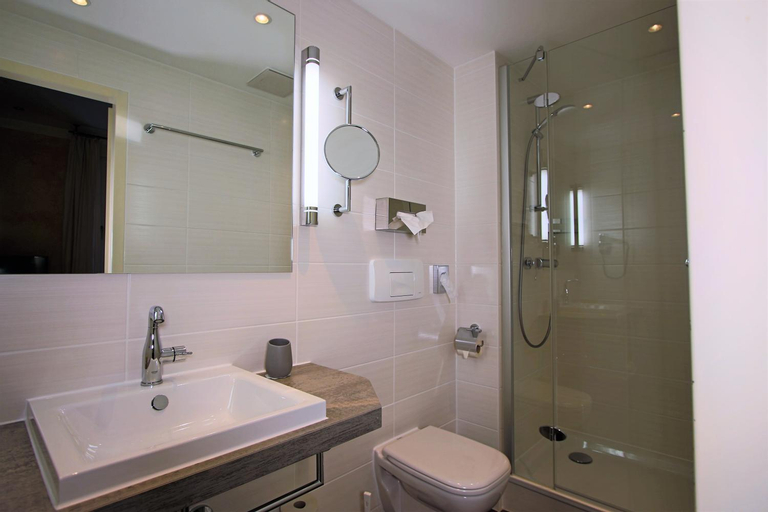 Bathroom 3