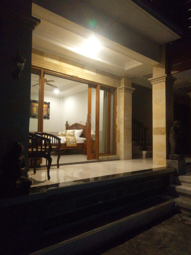 Murdhasari, Gianyar