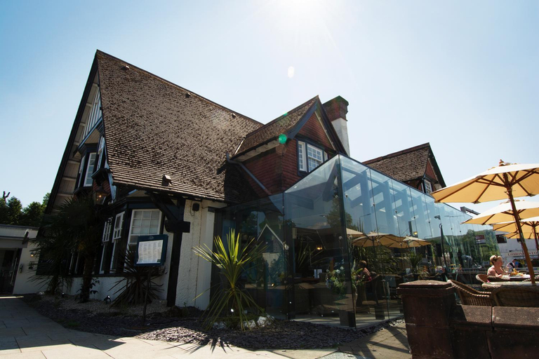 Exterior view 2, Tullie Inn, West Dunbartonshire
