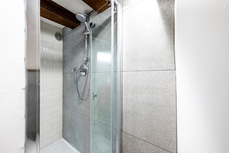 Bathroom 3, Ground Floor With Patio-Ghibellina 65, Florence