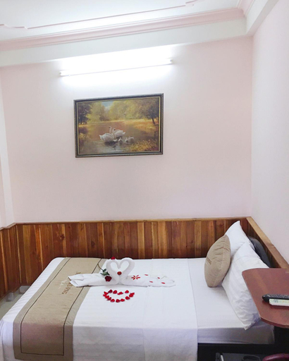 Bedroom 2, Nam Phuong Riverside Villa, Huế