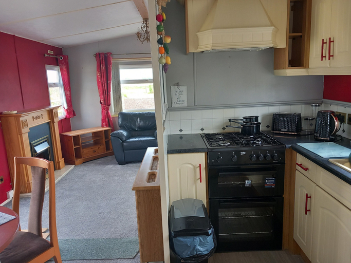 Others 5, 2 Bed Cambridge Lodge, Shropshire