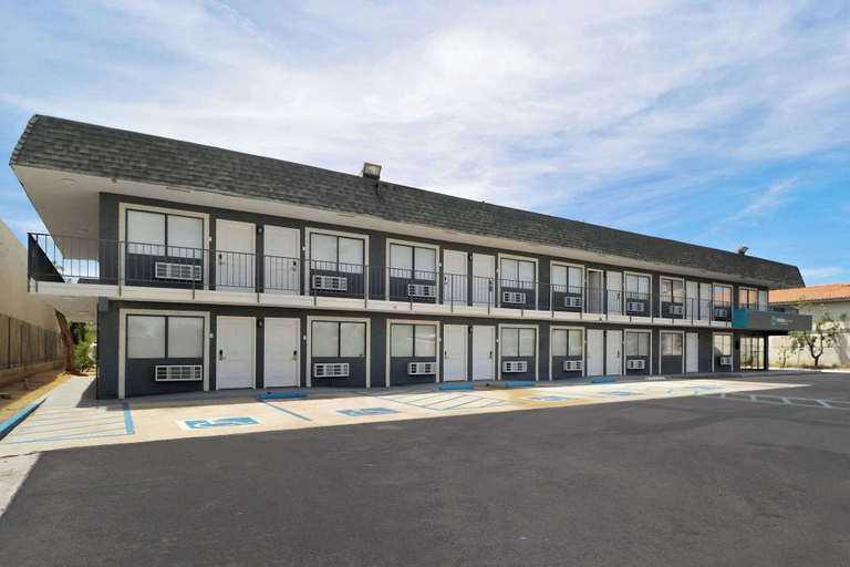 Exterior & Views 2, Clarion Pointe Ridgecrest near China Lake Naval Station, Kern