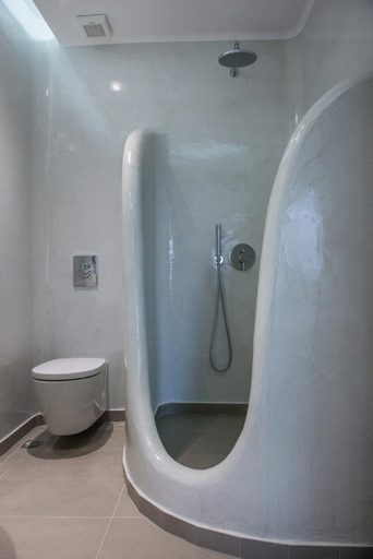 Bathroom 2, Petini's Place, South Aegean
