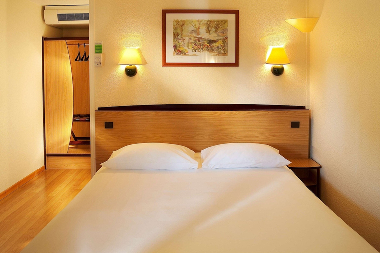 Bedroom 2, greet hotel Saint Nazaire Trignac, Loire-Atlantique