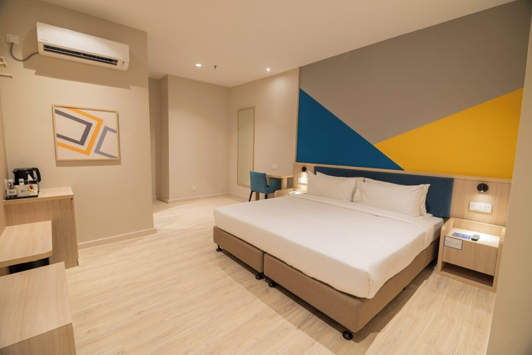 Bedroom 3, Fives Hotel Meldrum, Johor Bahru