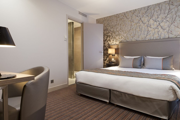 Bedroom 2, Timhotel Paris Gare De L Est, Paris