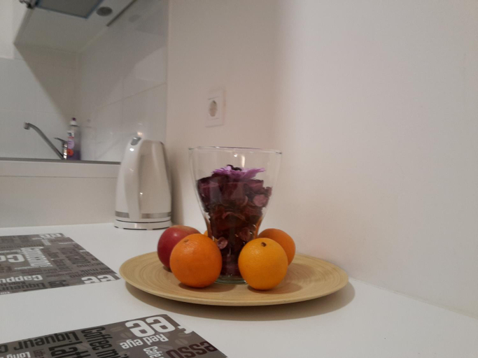 Food & Drinks, Haustor Apartments, Zagreb