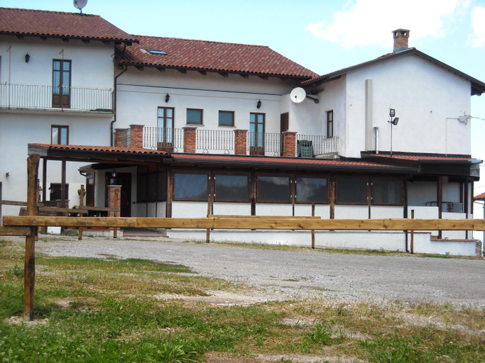 Cascina Ricca, Cuneo