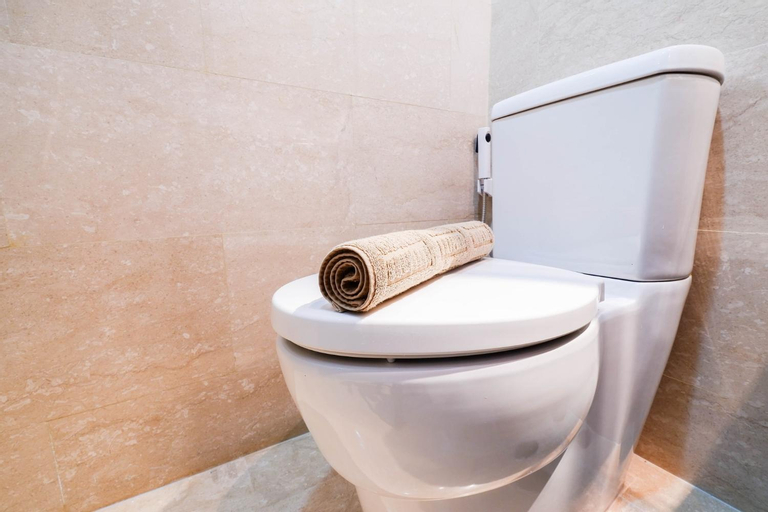 Bathroom 12