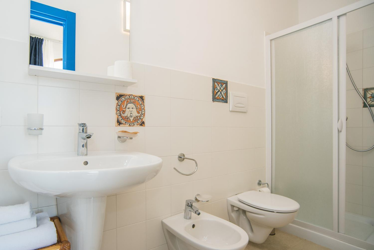 Bathroom 2, B&B Villa Ziella, Syracuse
