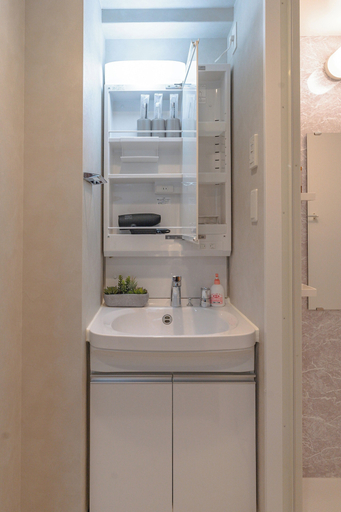 Bathroom 3, Apartment Hotel 11 Kuromon II, Osaka