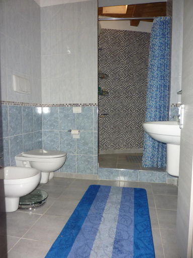 Others 3, Casa Yami, Padua