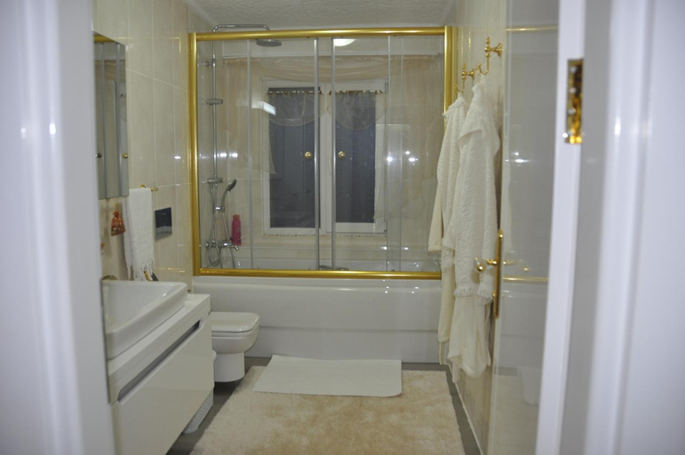 Bathroom 3, Perice Konak dubleks, Merkez