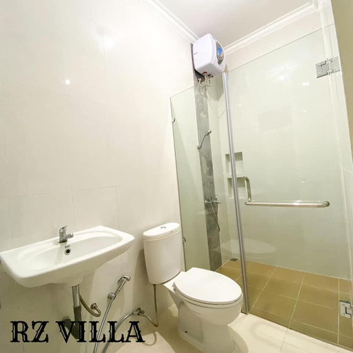 Bathroom, RZ Villa 1, Malang