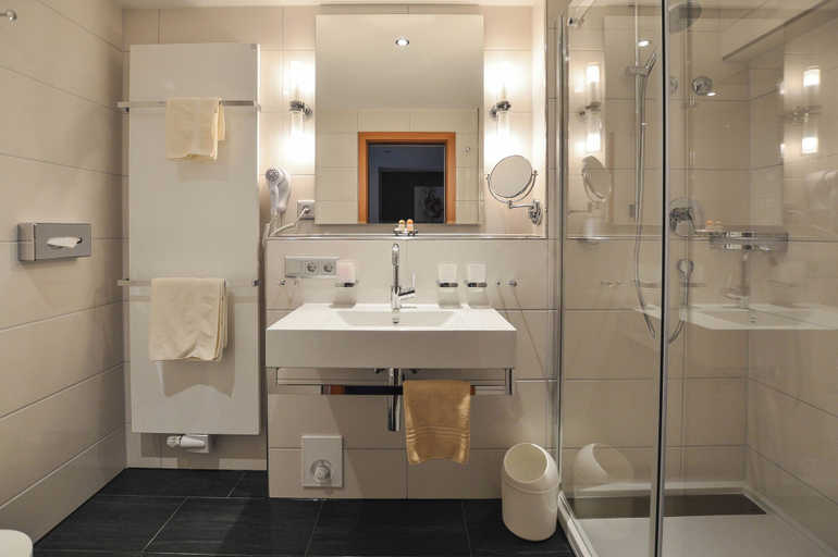Bathroom 4, Hotel Böhler, Böblingen