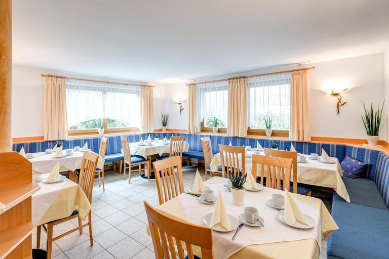 Food & Drinks, Pension Haus am See, Bolzano