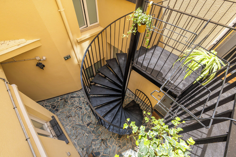 Others 5, Hotel Relais Bergson, Paris