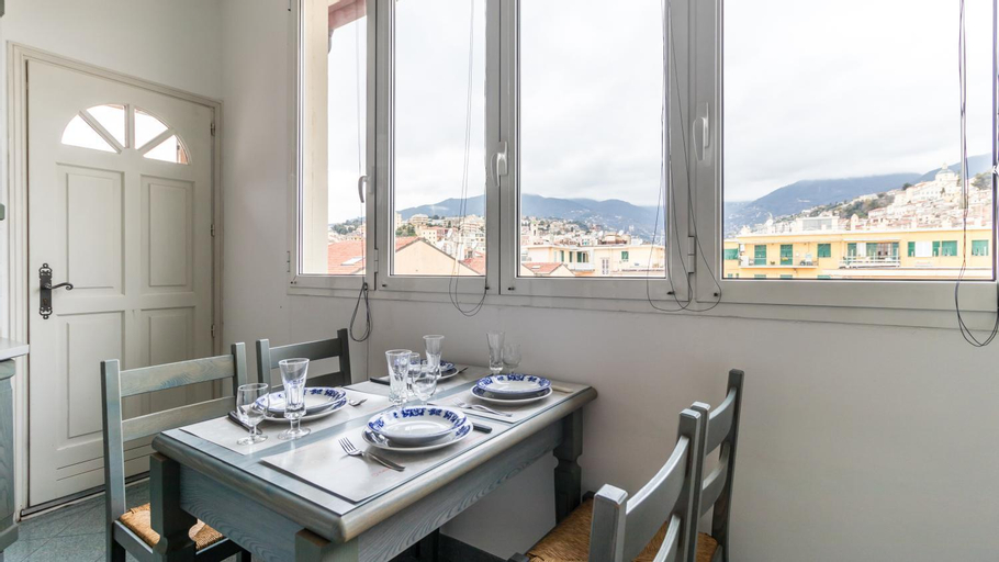 Dining Room 8