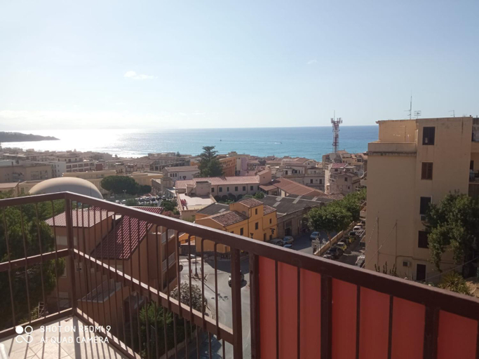 Others 3, Royal View Apartment, Palermo