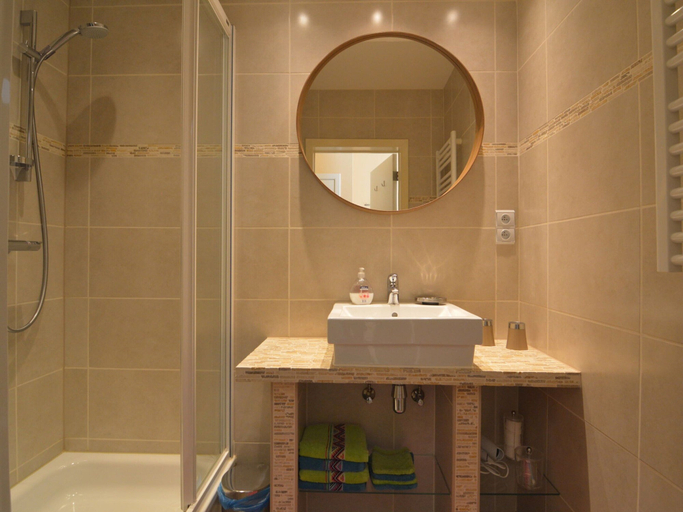 Bathroom 3, Cottage in Aywaille with Garden, Liège